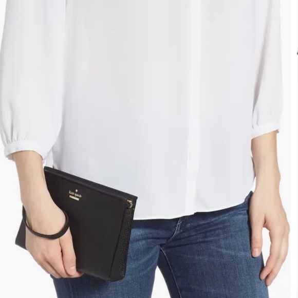 KATE SPADE New York Jackson Street Marlow Black Wristlet - Picture 2 of 9